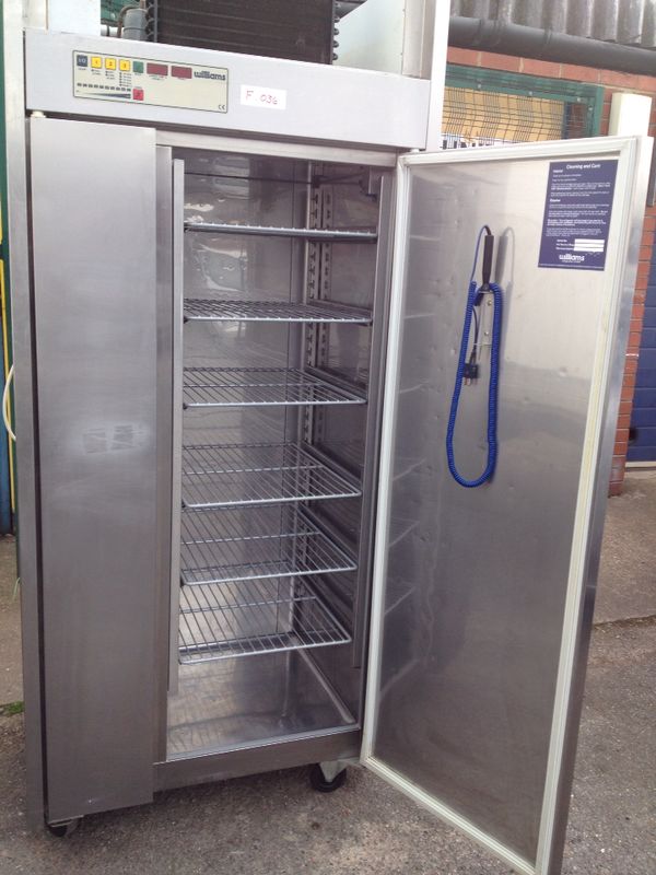 Williams Upright Blast Chiller Model HS1BC Serial No 0007248737 Used